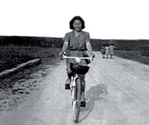 Biciclettata della Memoria in occasione del centenario della nascita di Gabriella degli Esposti foto 